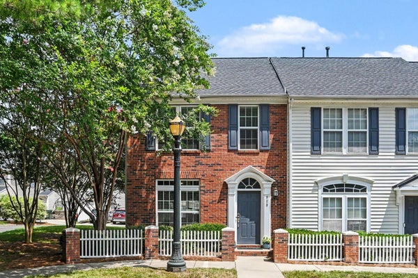 929 COOLSPRINGS LN, ROCK HILL, SC 29730 - Image dc1e8dc71f59c593cb0873352e3602ce/4212585696