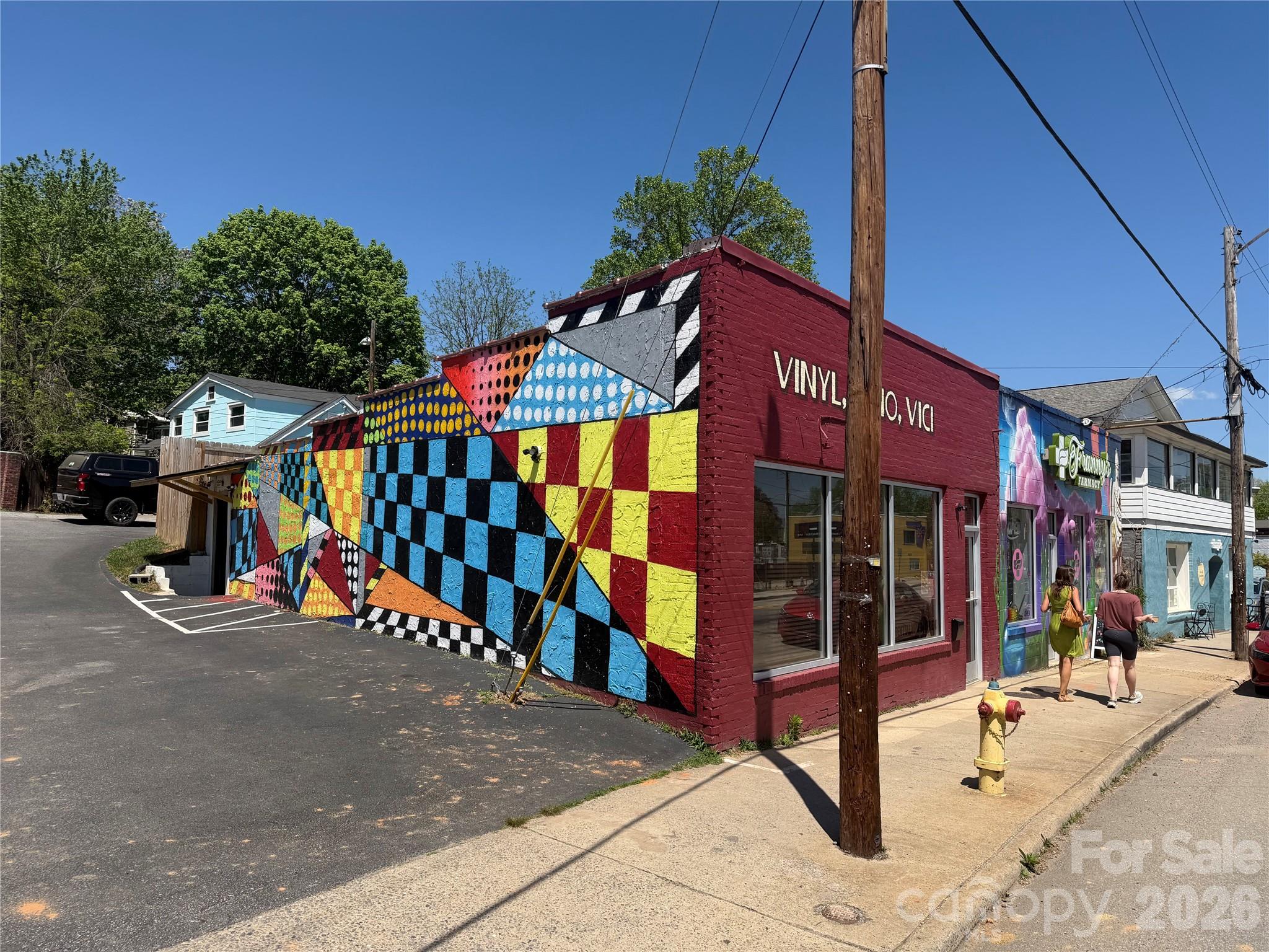 645 & 647 Haywood Road