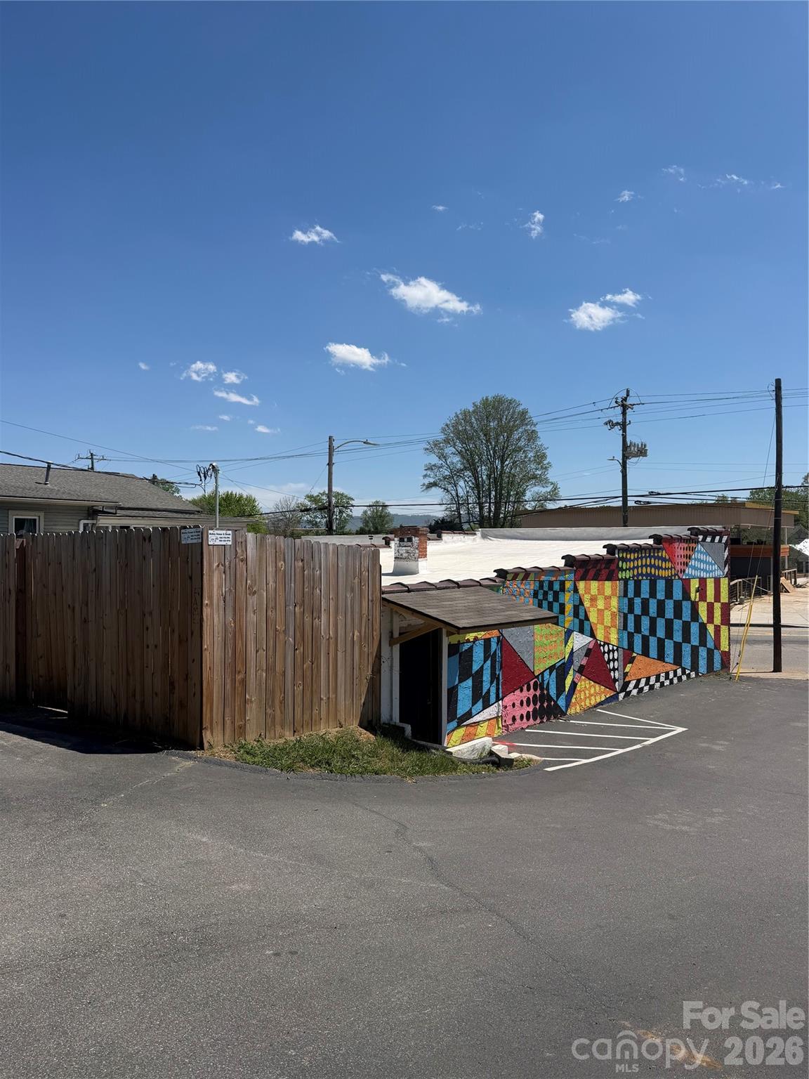 645 & 647 Haywood Road
