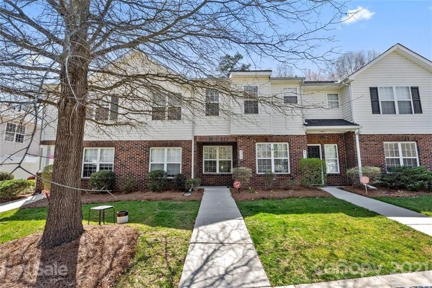Welcome to this charming 2 bed/ 2.5 bath two story townhome in Charlotte, NC. Special features include laminate wood floors, living room with corner fireplace and an open flow between the kitchen, dining room, and drop zone area off the back patio. The kitchen features a high top bar area, granite countertops, and tons of storage and prep-space. Upstairs the primary bedroom features a private ensuite bathroom with a dual sink vanity. A secondary bedroom has access to a full hall bathroom as well. Enjoy time outside on the private patio overlooking a natural green space. This home is located in the Cotswold area; close to dining, shopping, entertainment, hospitals, and Downtown Charlotte.
Sellers need a 5/24 close date.