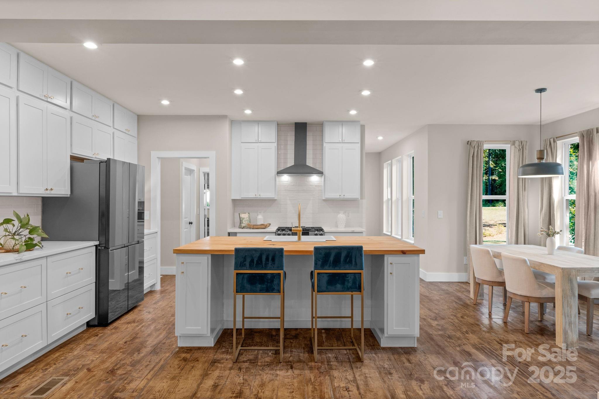 Riverchase Estates - Residential