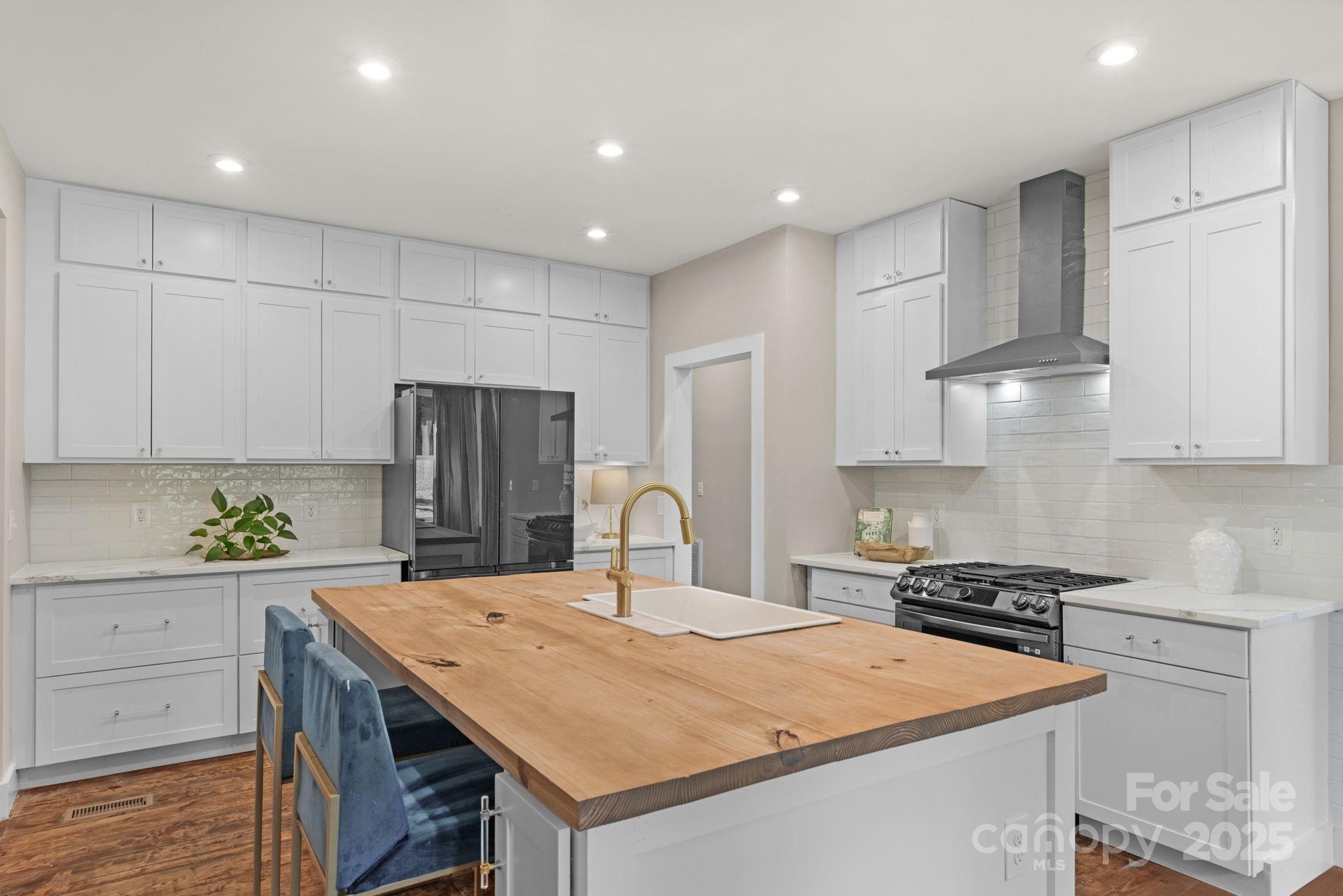 Riverchase Estates - Residential