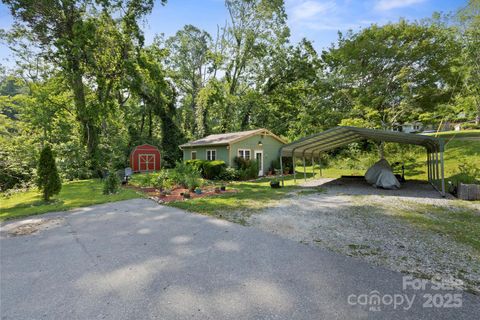 32 Roberts Street Fletcher NC 28732