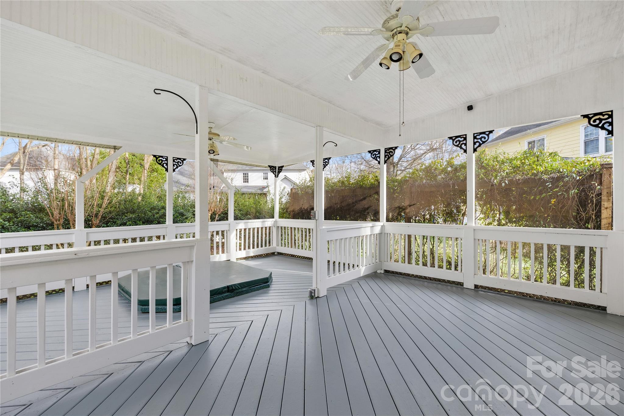 8312 Forest Shadow Circle