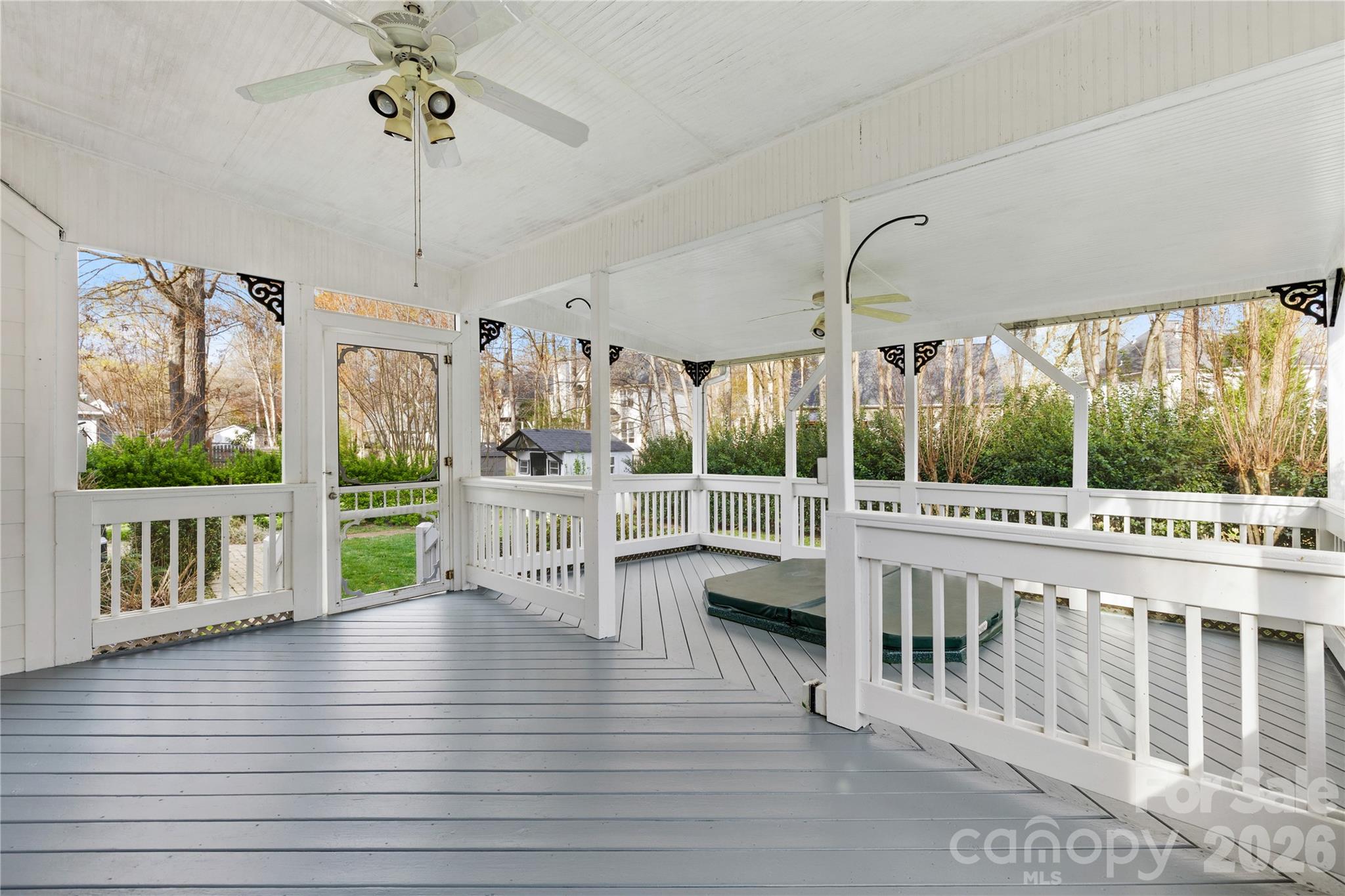 8312 Forest Shadow Circle