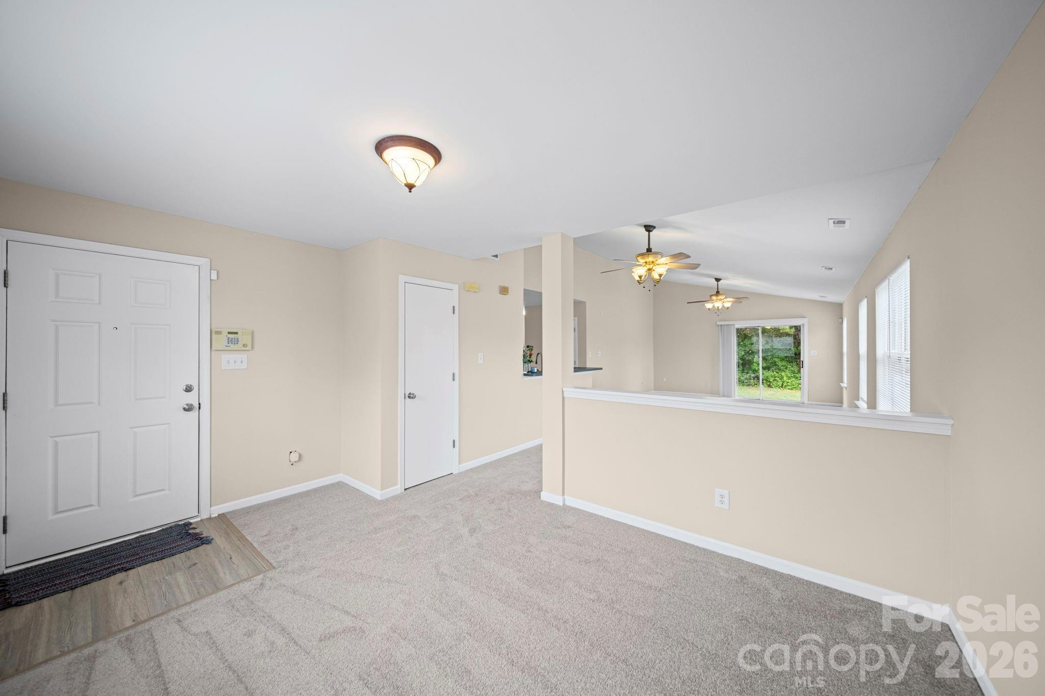 559 Railway Place SW