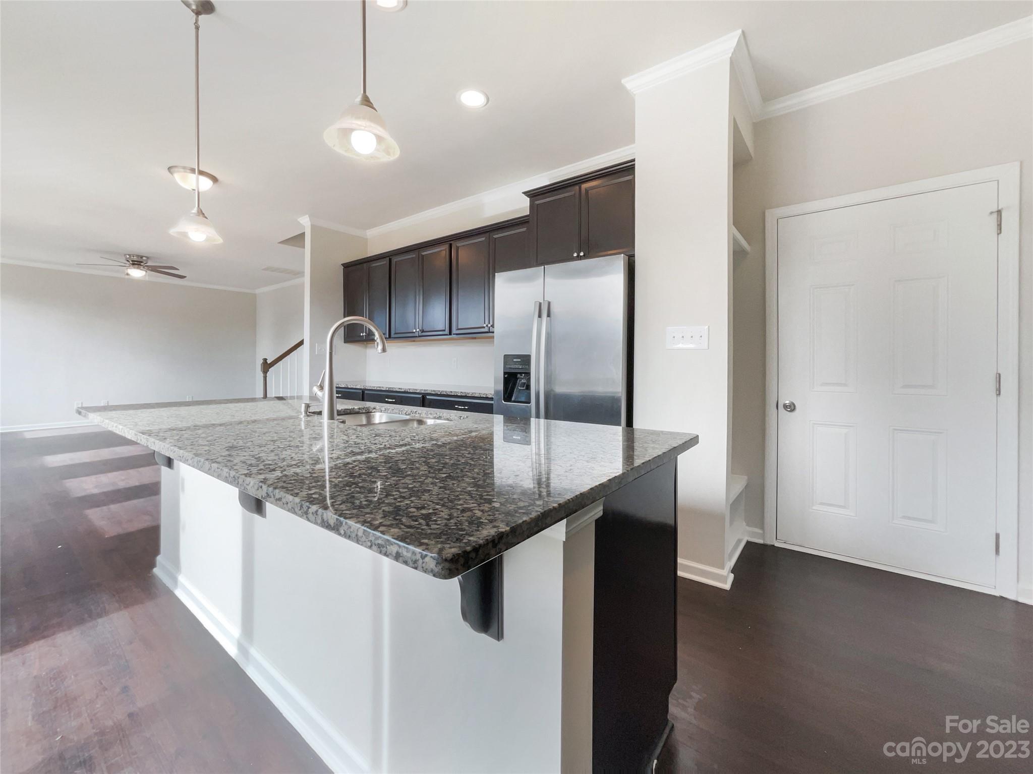 Kings Grove Manor - Residential