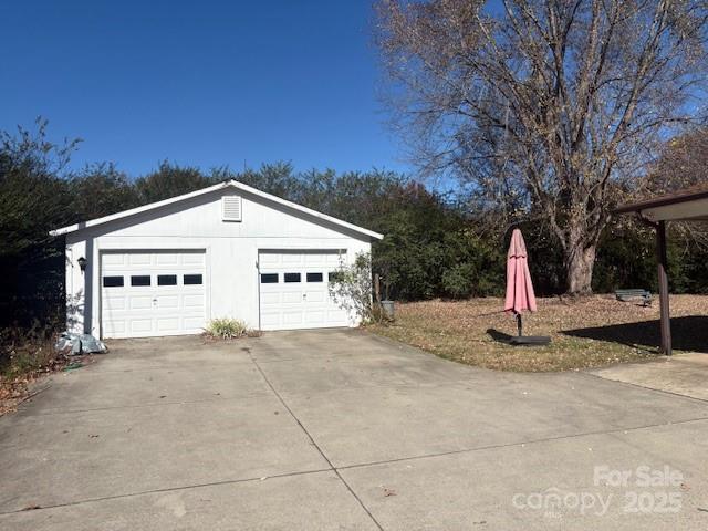 1132 Rembrandt Drive SW