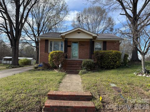 199 Mckinnon Avenue NE Concord NC 28025