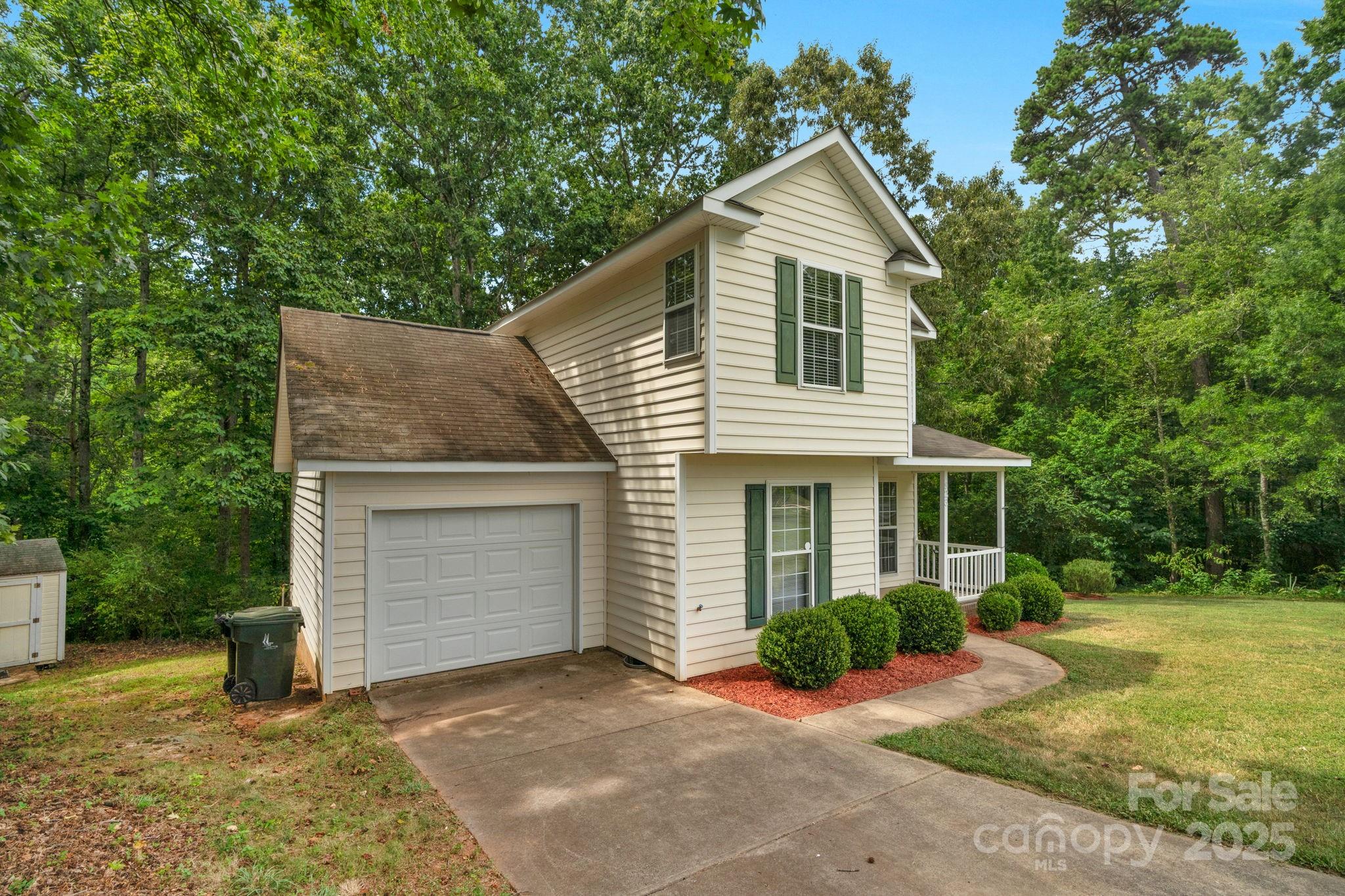 923 Buttermilk Lane