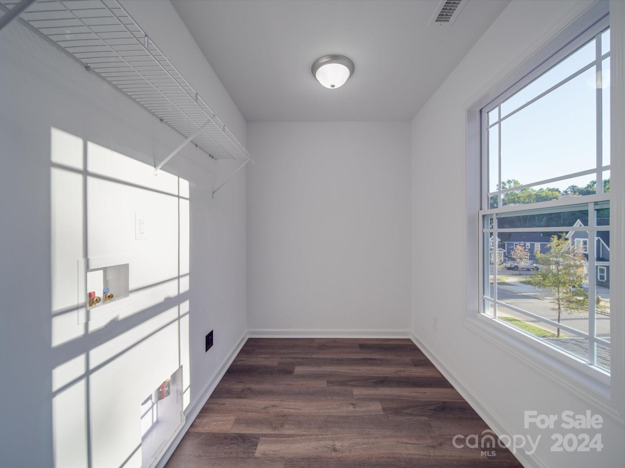 Dixon Village - Residential