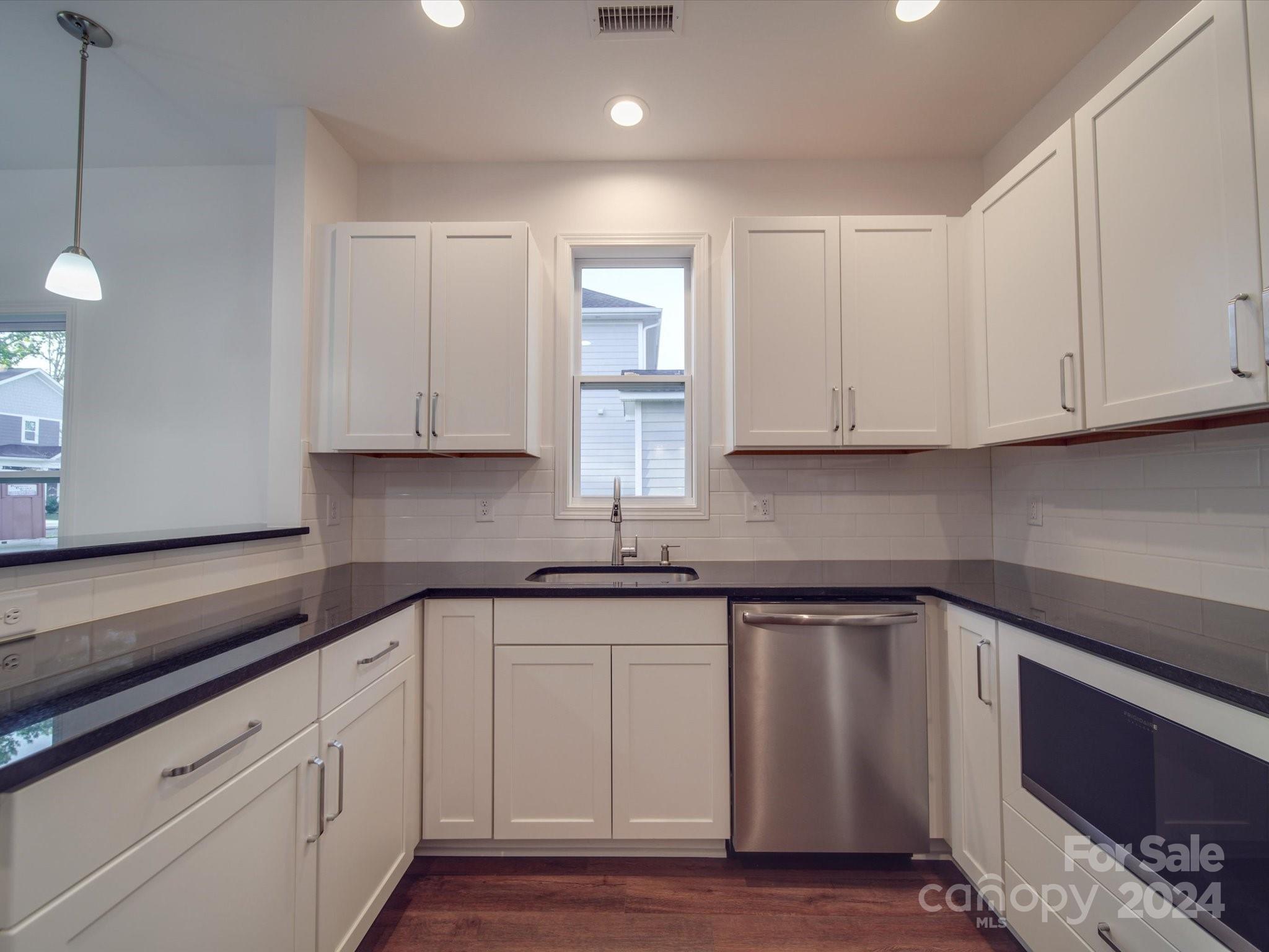 Dixon Village - Residential