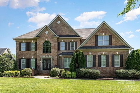 9008 Skipaway Drive Waxhaw NC 28173