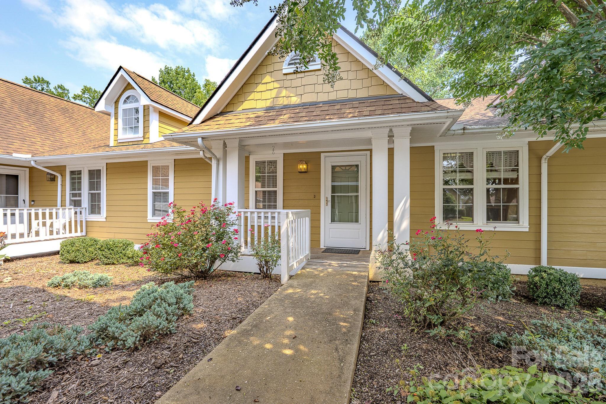902 Woodlea Court