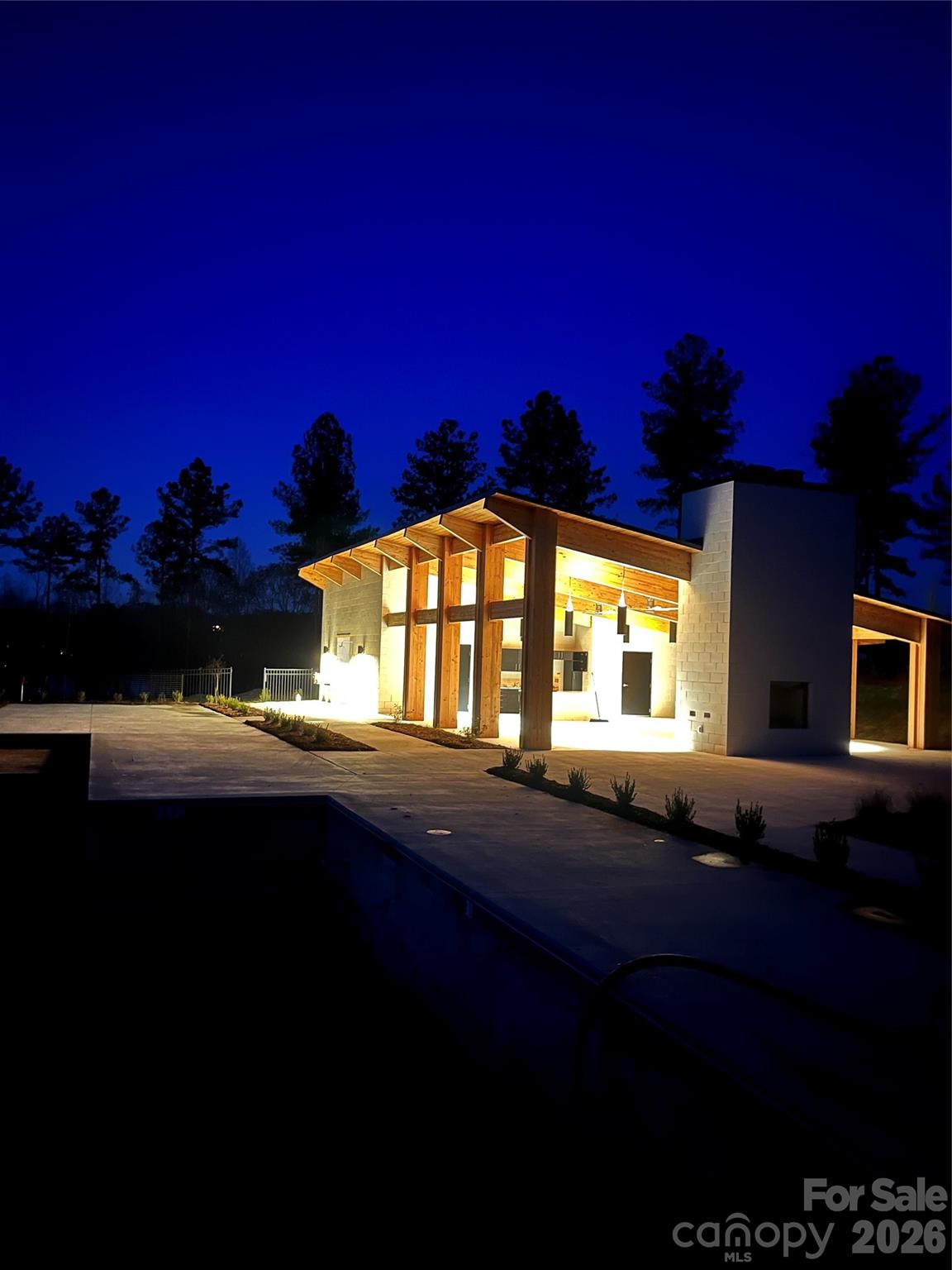 Lakeside Reserve - Land