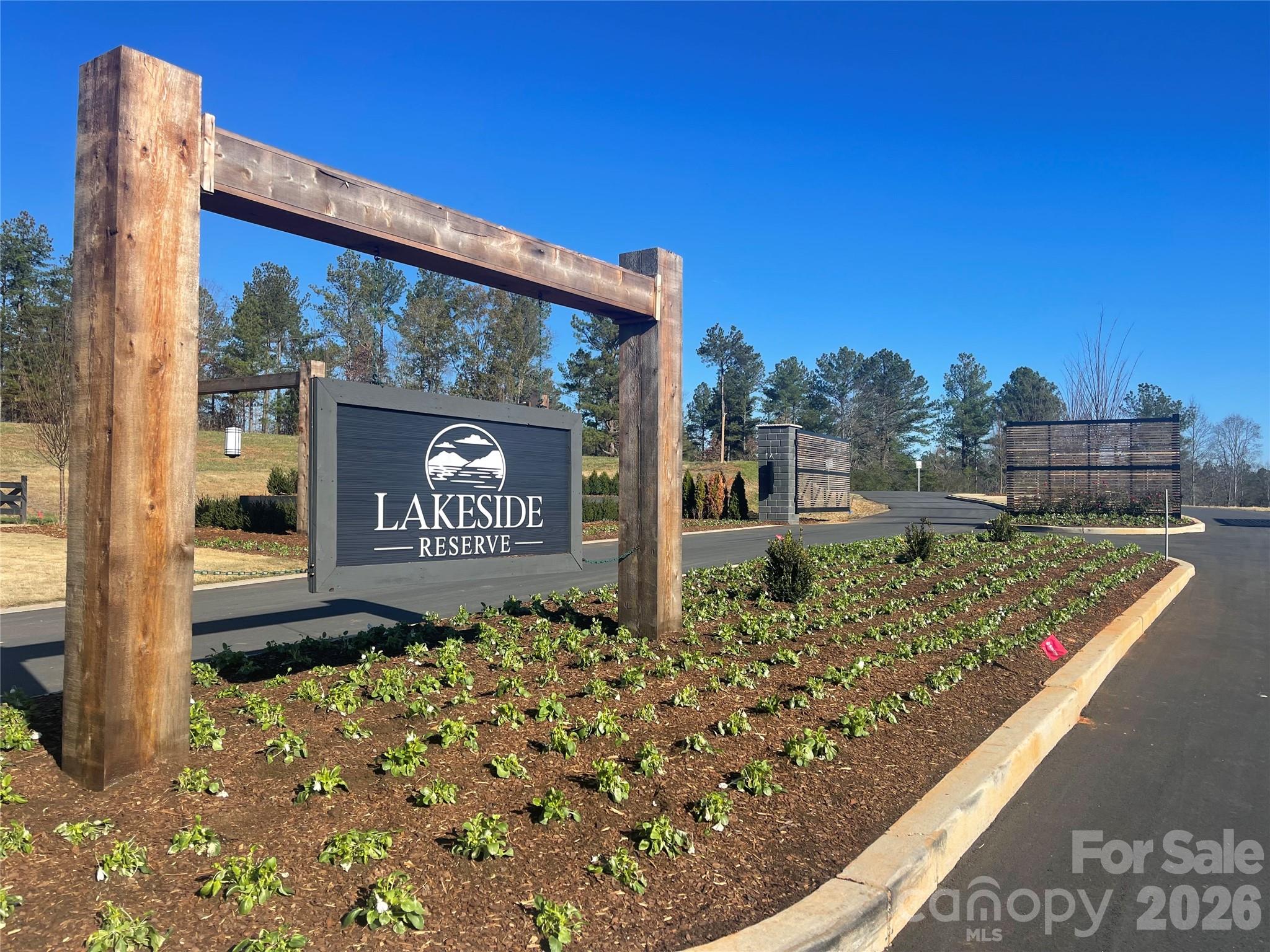 Lakeside Reserve - Land