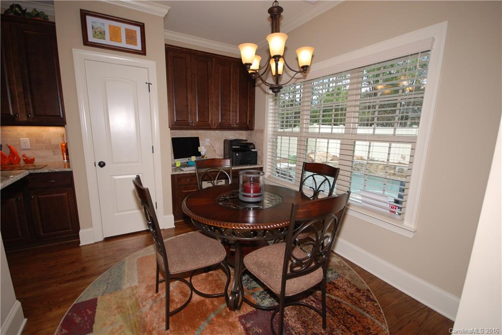 Seven Oaks - Residential