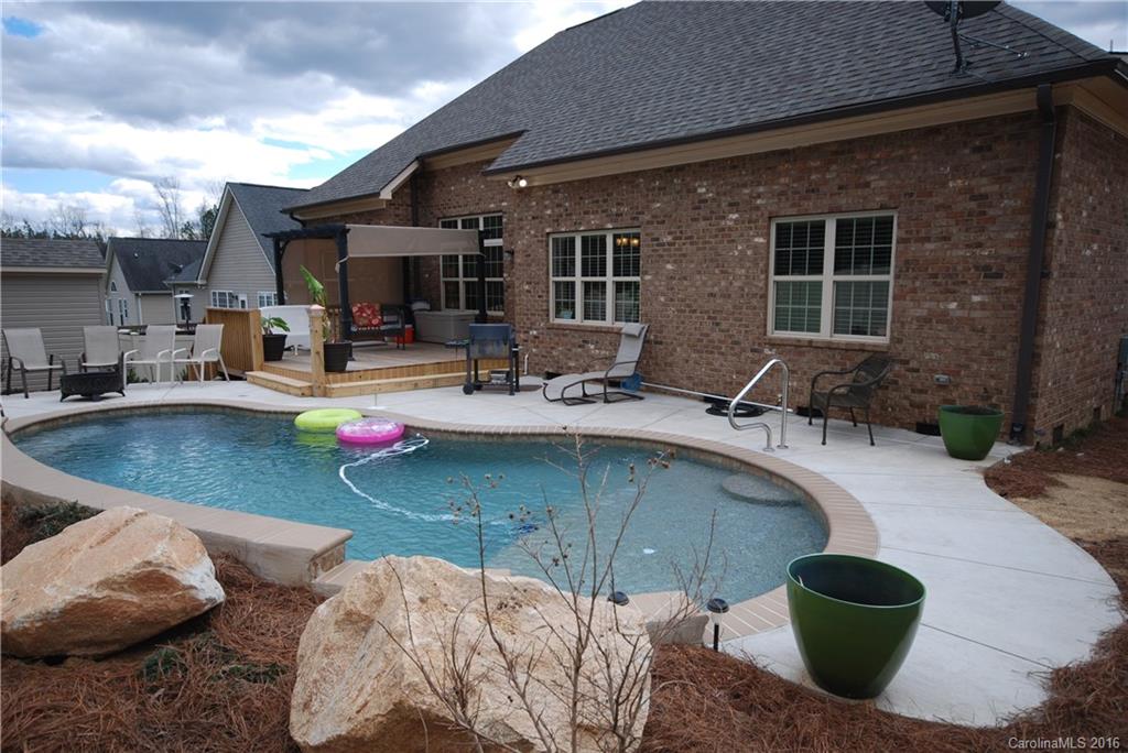 Seven Oaks - Residential