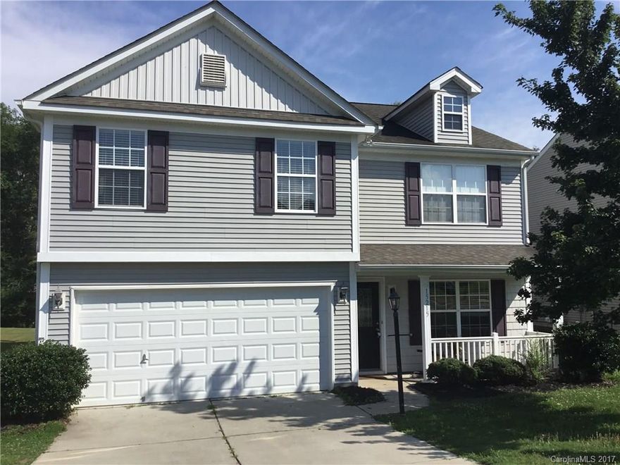 Located in the Steele Creek area, this wonderful 4 bed 2.5 bath is a must see home! Convenient to Carowinds, shopping, dining and major highways.  ONE MONTH FREE WITH MOVE IN BY 10/31/17.