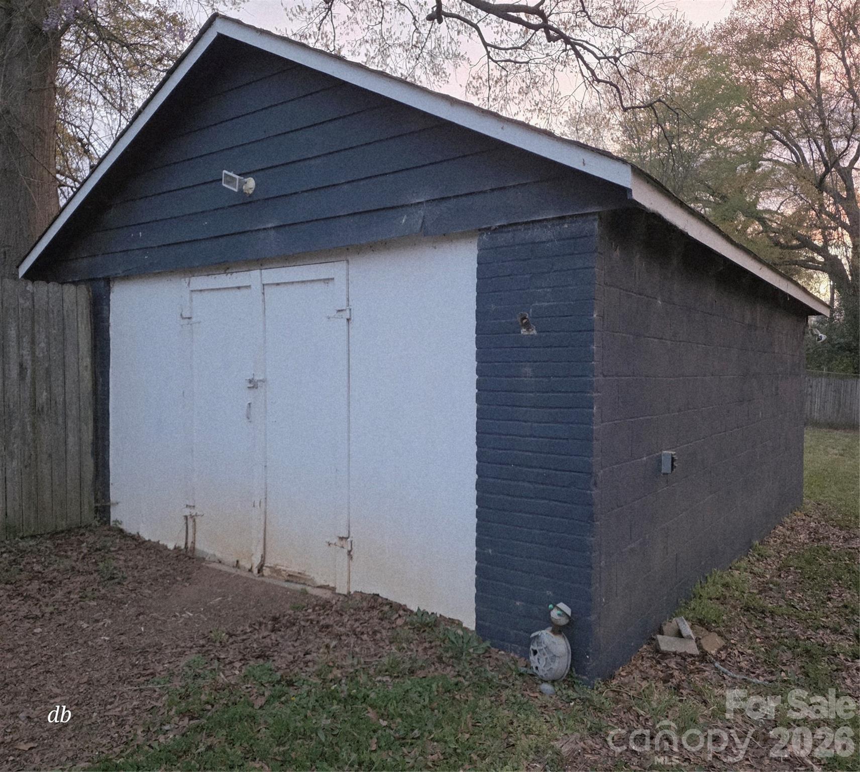 Unknown - Residential