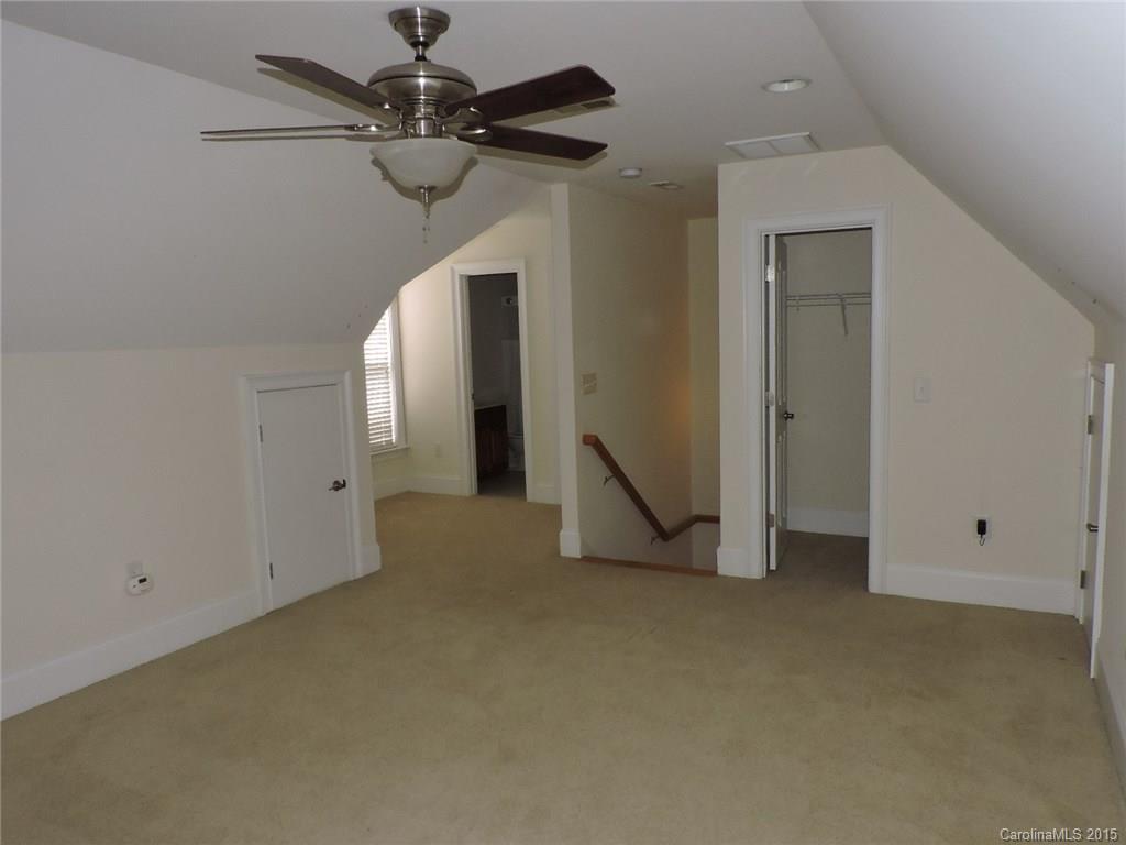 Holland Springs - Residential