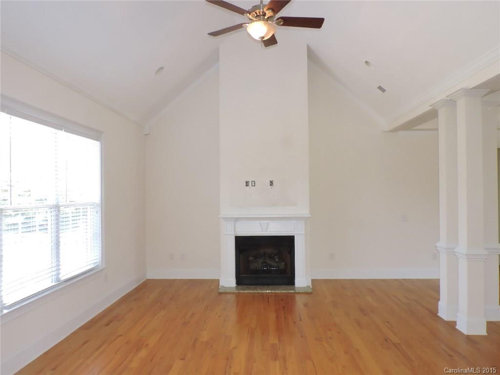 Holland Springs - Residential