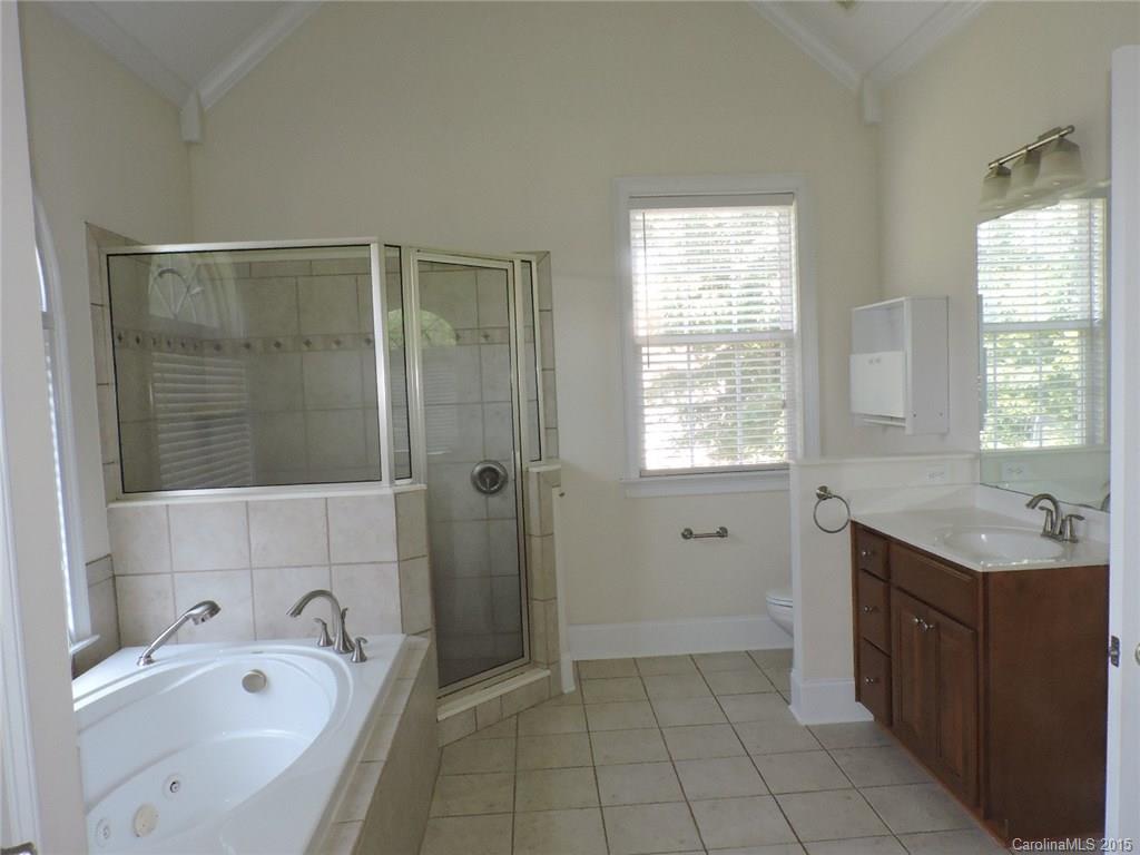 Holland Springs - Residential