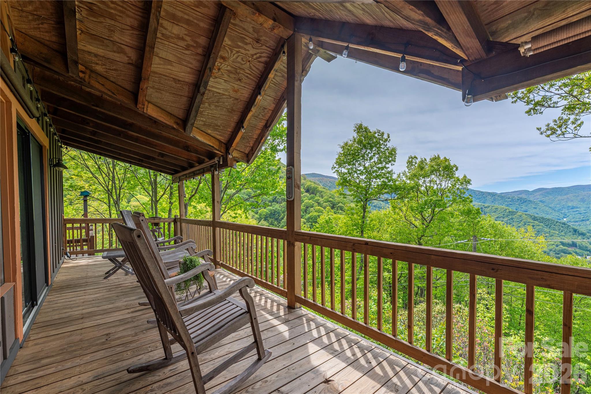 Maggie Overlook - Residential