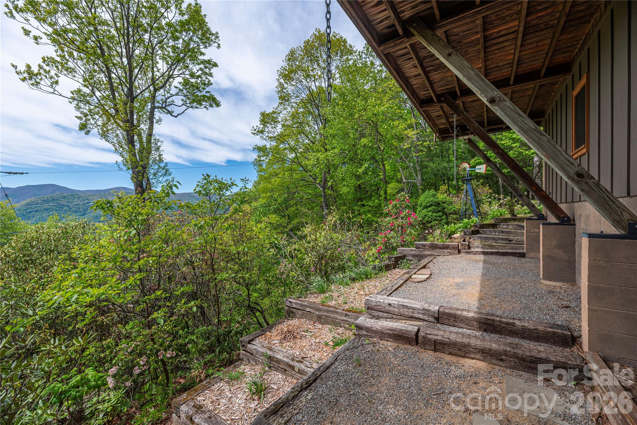 Maggie Overlook - Residential