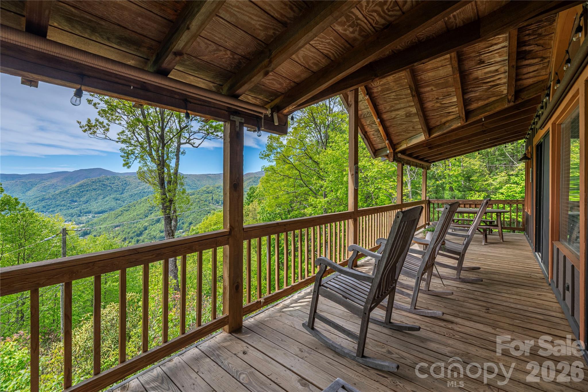 Maggie Overlook - Residential