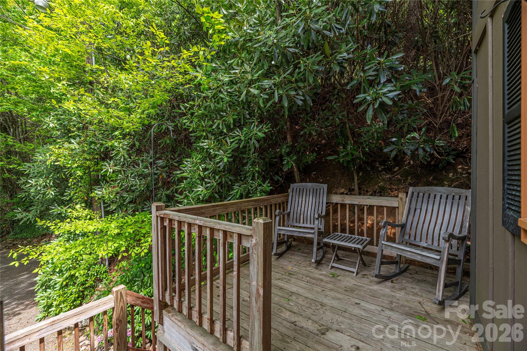 Maggie Overlook - Residential