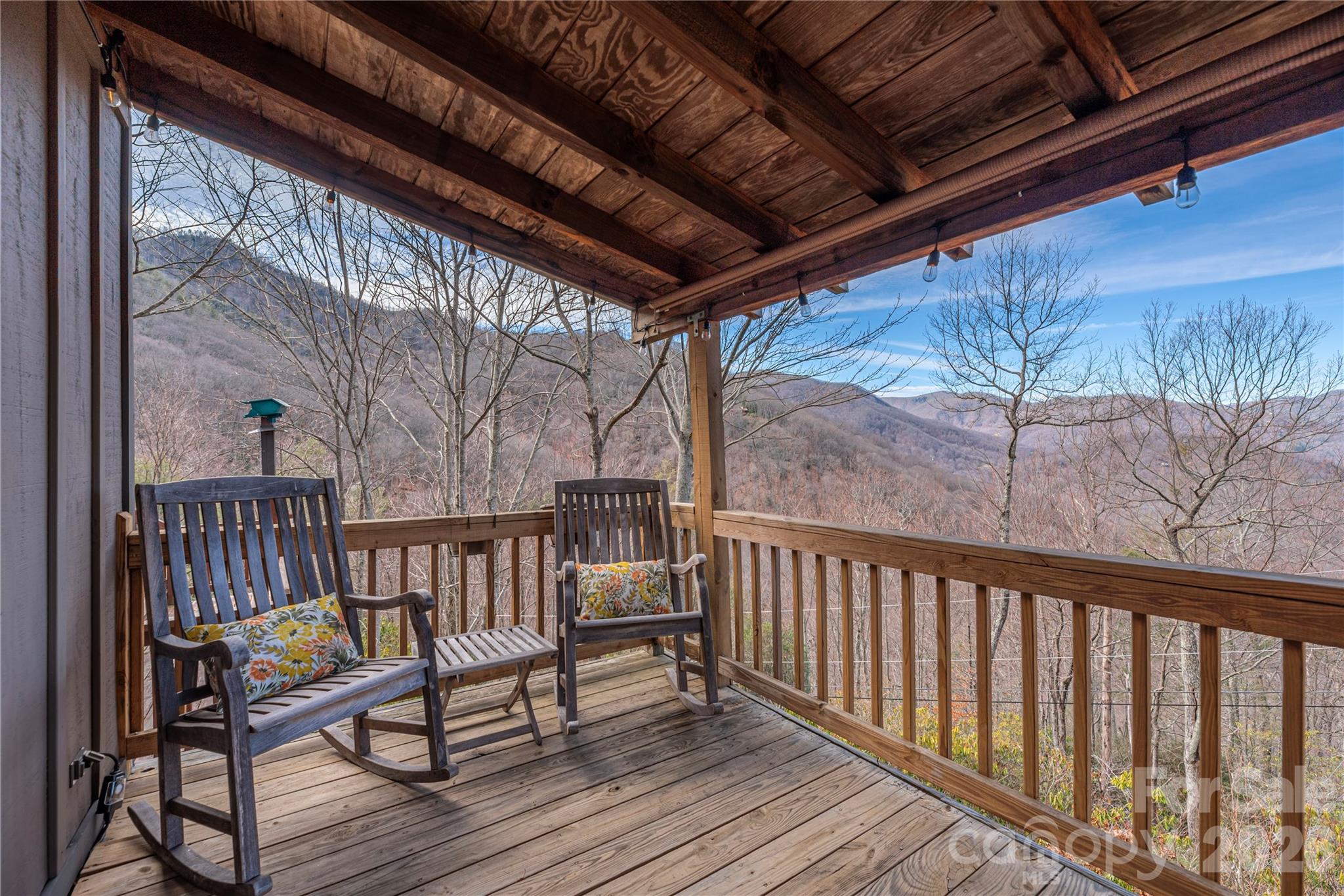 Maggie Overlook - Residential