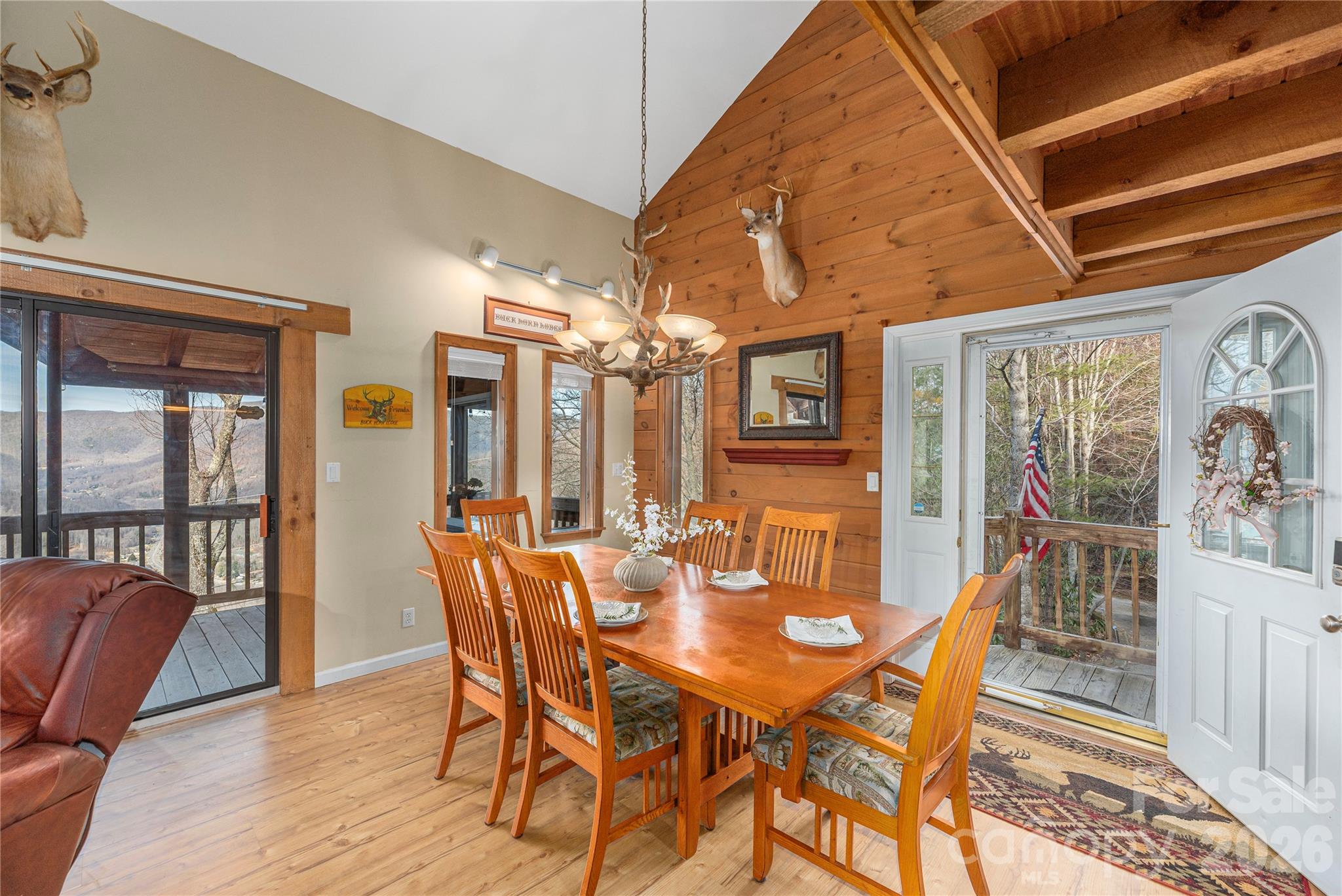 Maggie Overlook - Residential