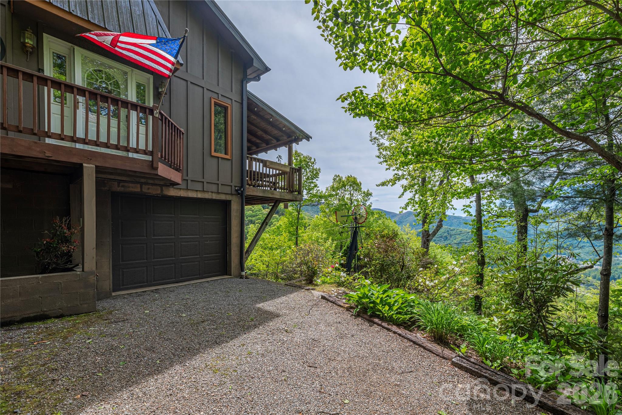 Maggie Overlook - Residential