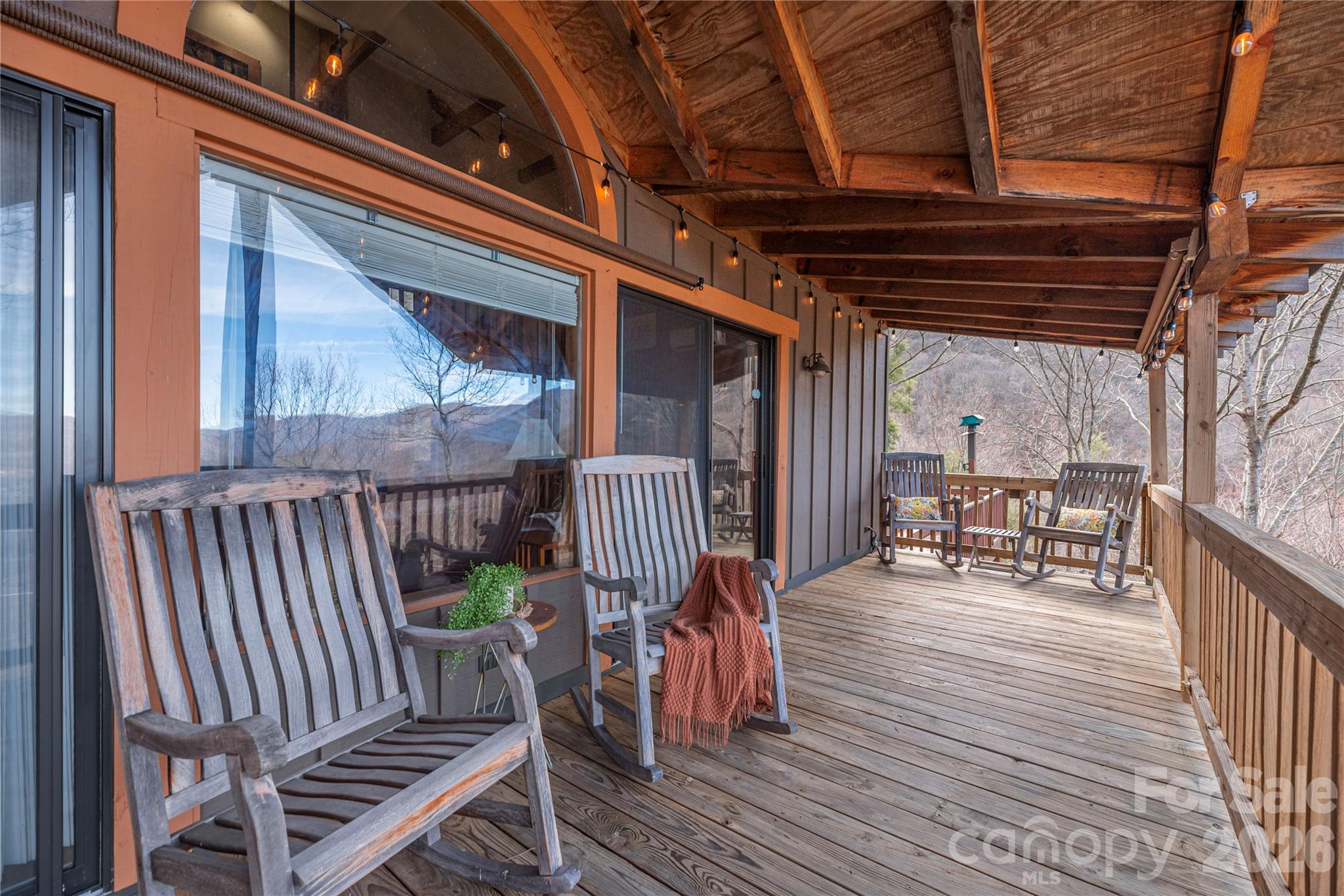 Maggie Overlook - Residential