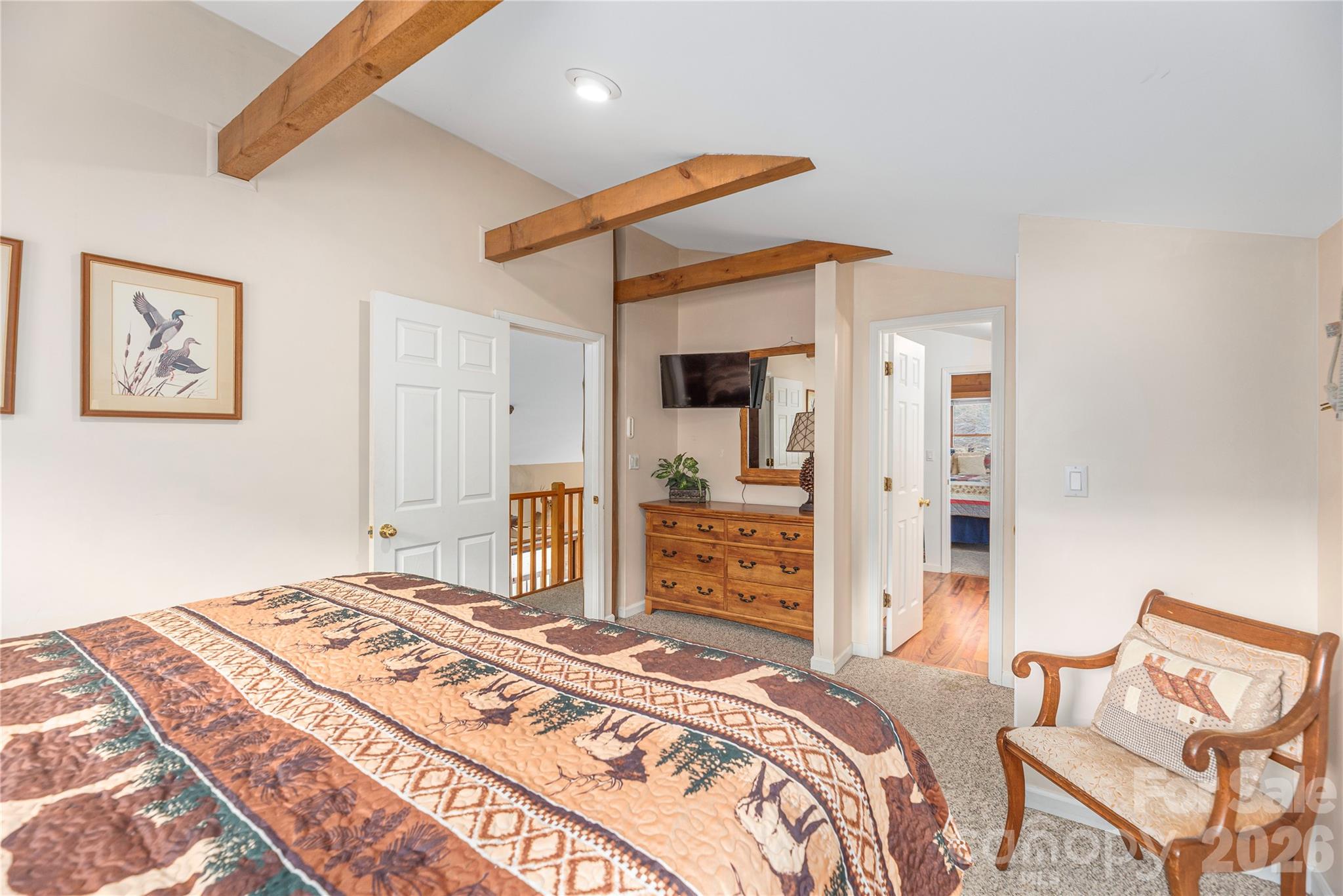 Maggie Overlook - Residential