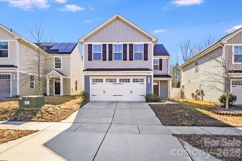 Photo of 5019 Downhaul Drive, Charlotte, NC 28269 (MLS # 4335185)