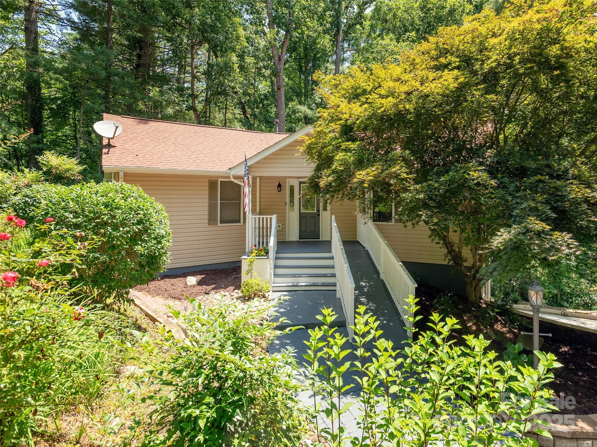 204 Pine Berry Circle
