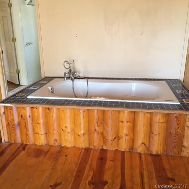 Emerald Lake - Residential