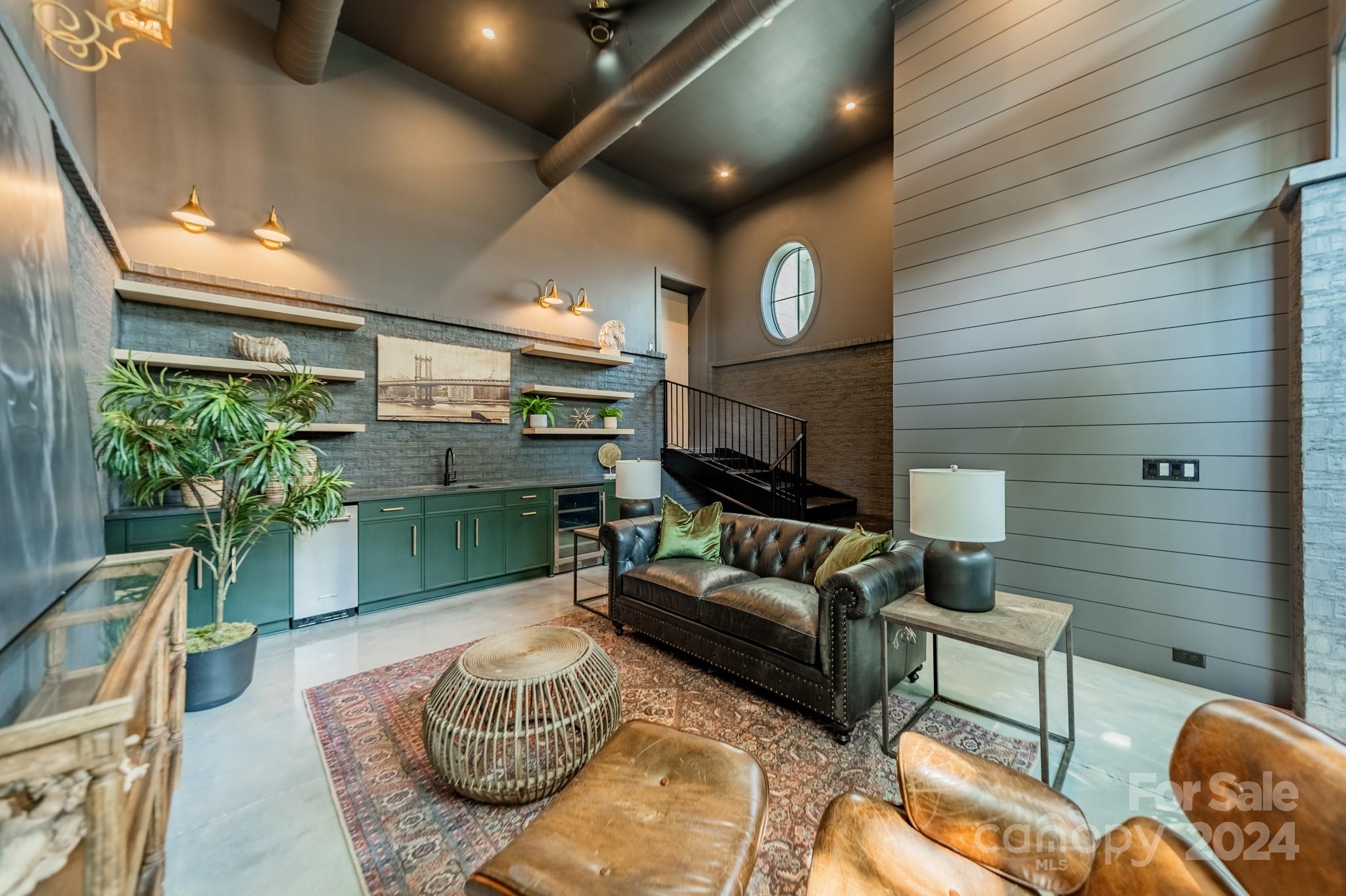 Point Largo - Residential