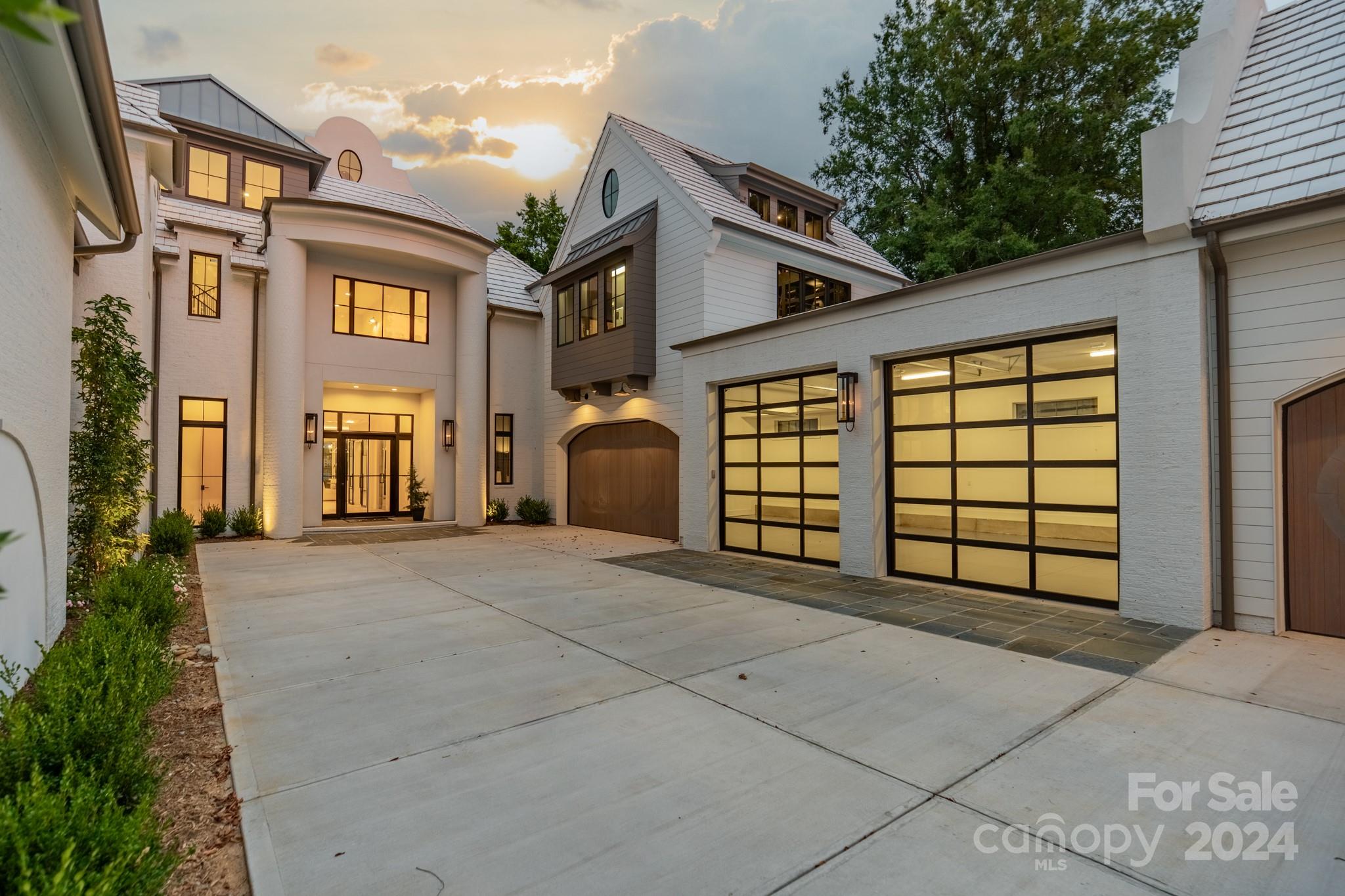 Point Largo - Residential