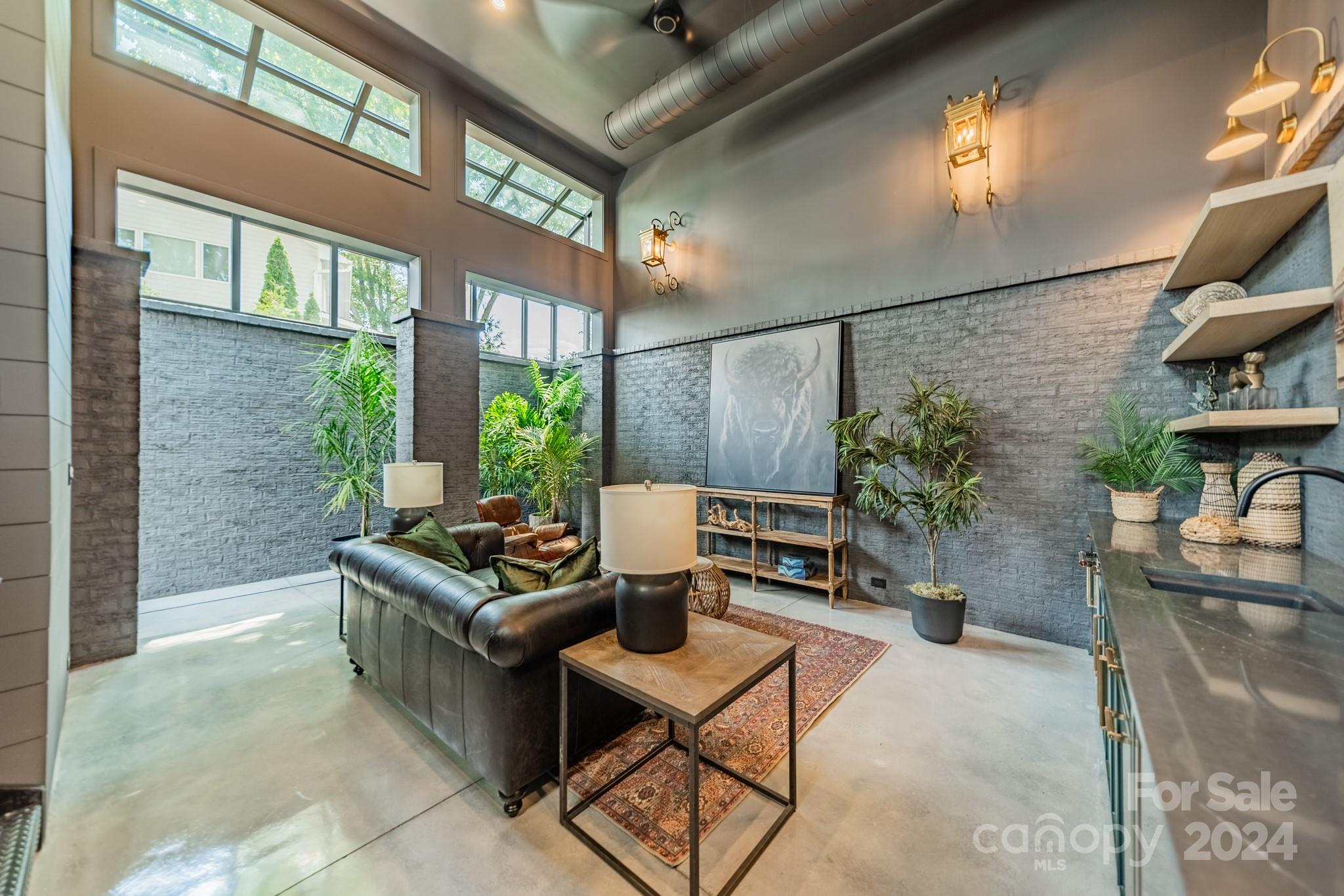 Point Largo - Residential