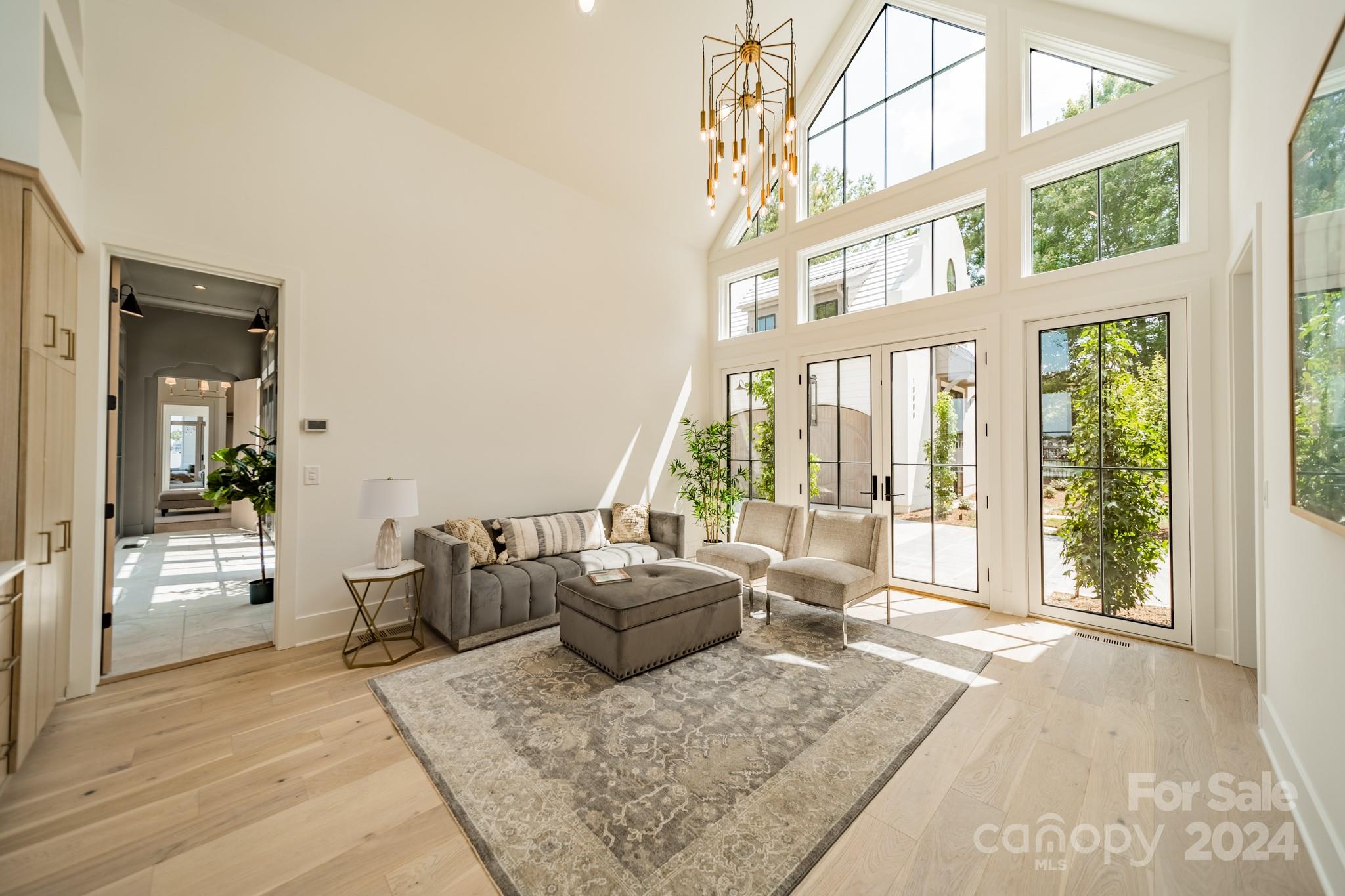 Point Largo - Residential