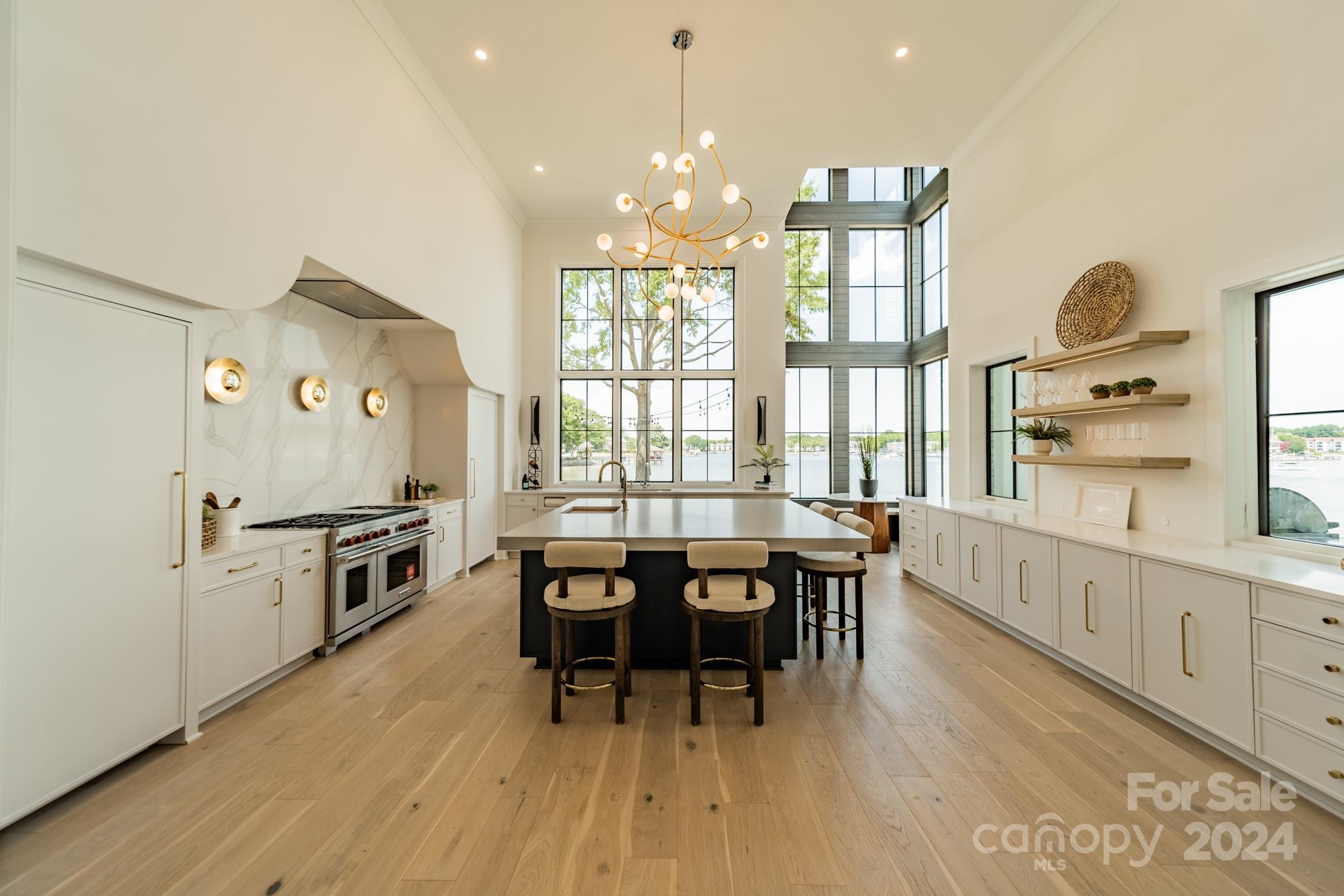 Point Largo - Residential