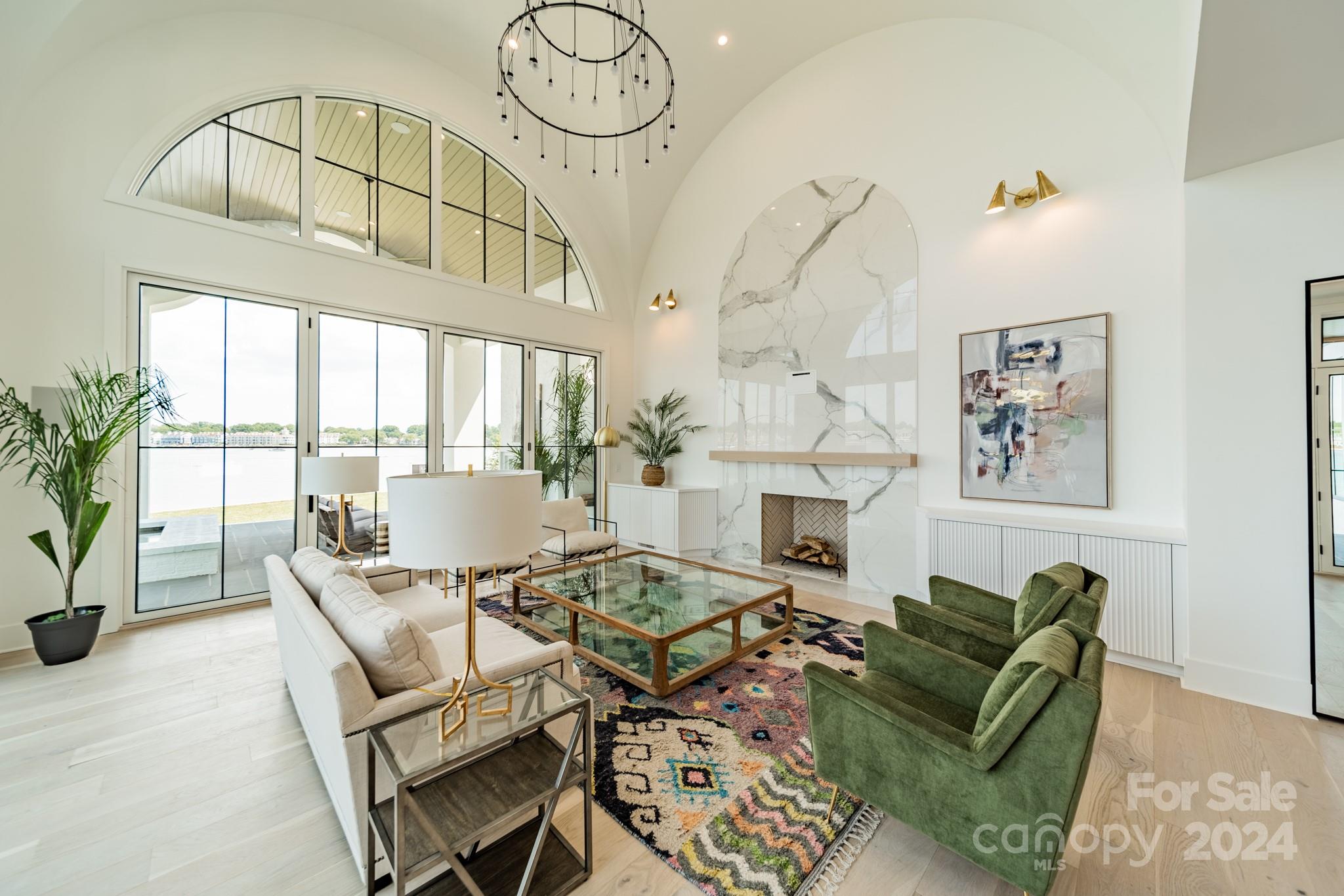 Point Largo - Residential