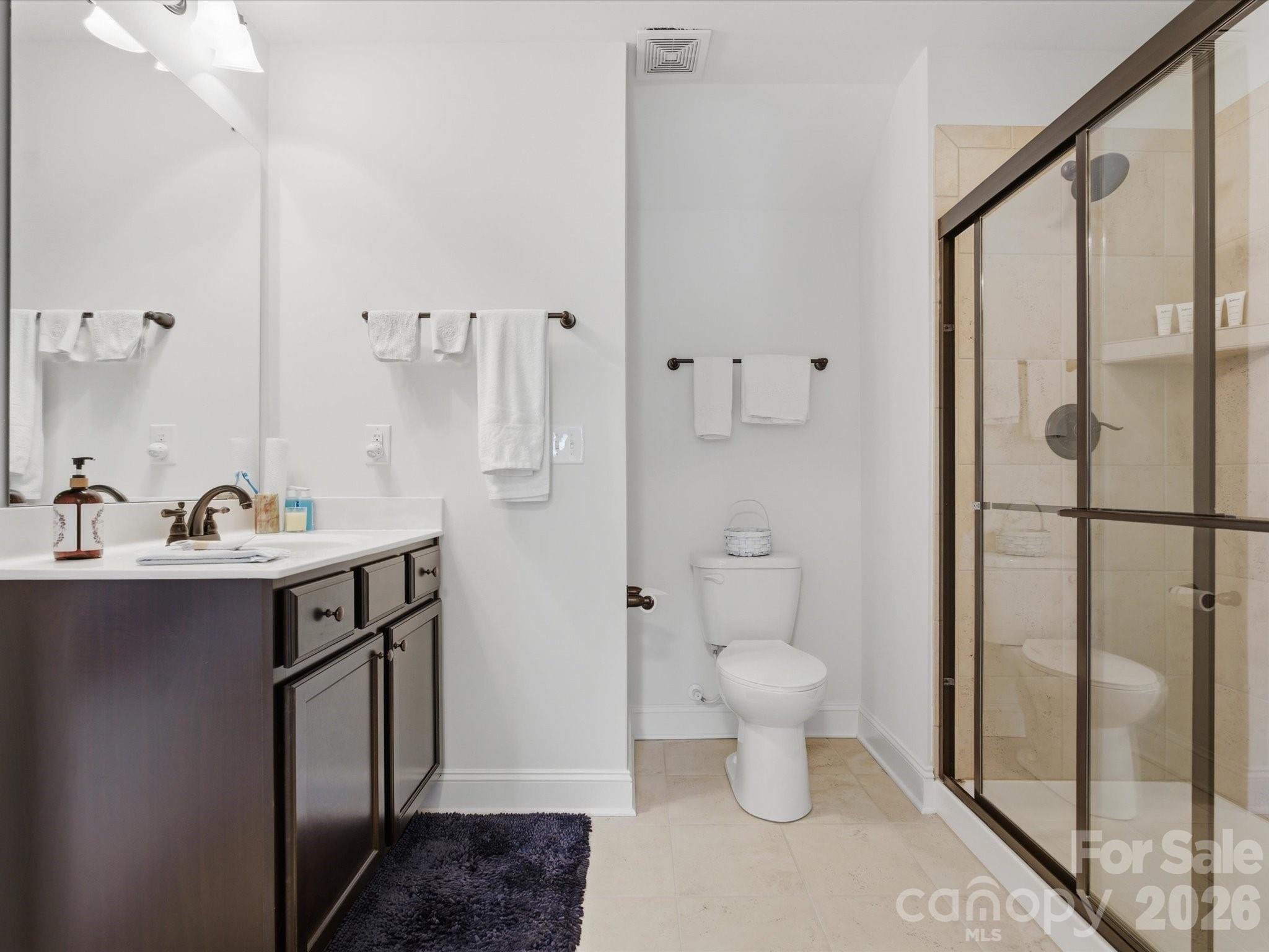 The Courtyards at Emerald Lake - Residential