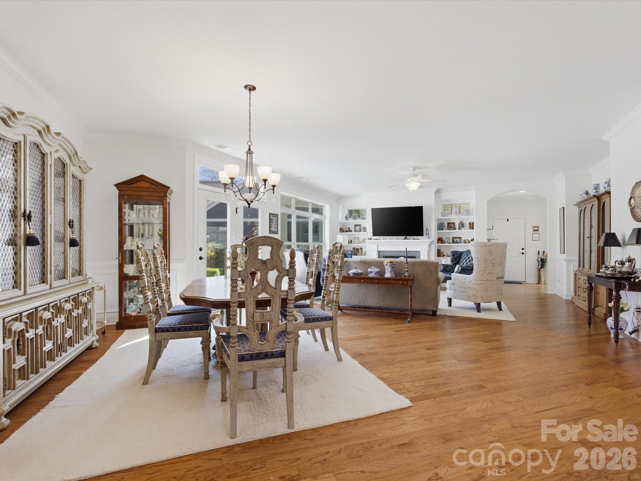 The Courtyards at Emerald Lake - Residential