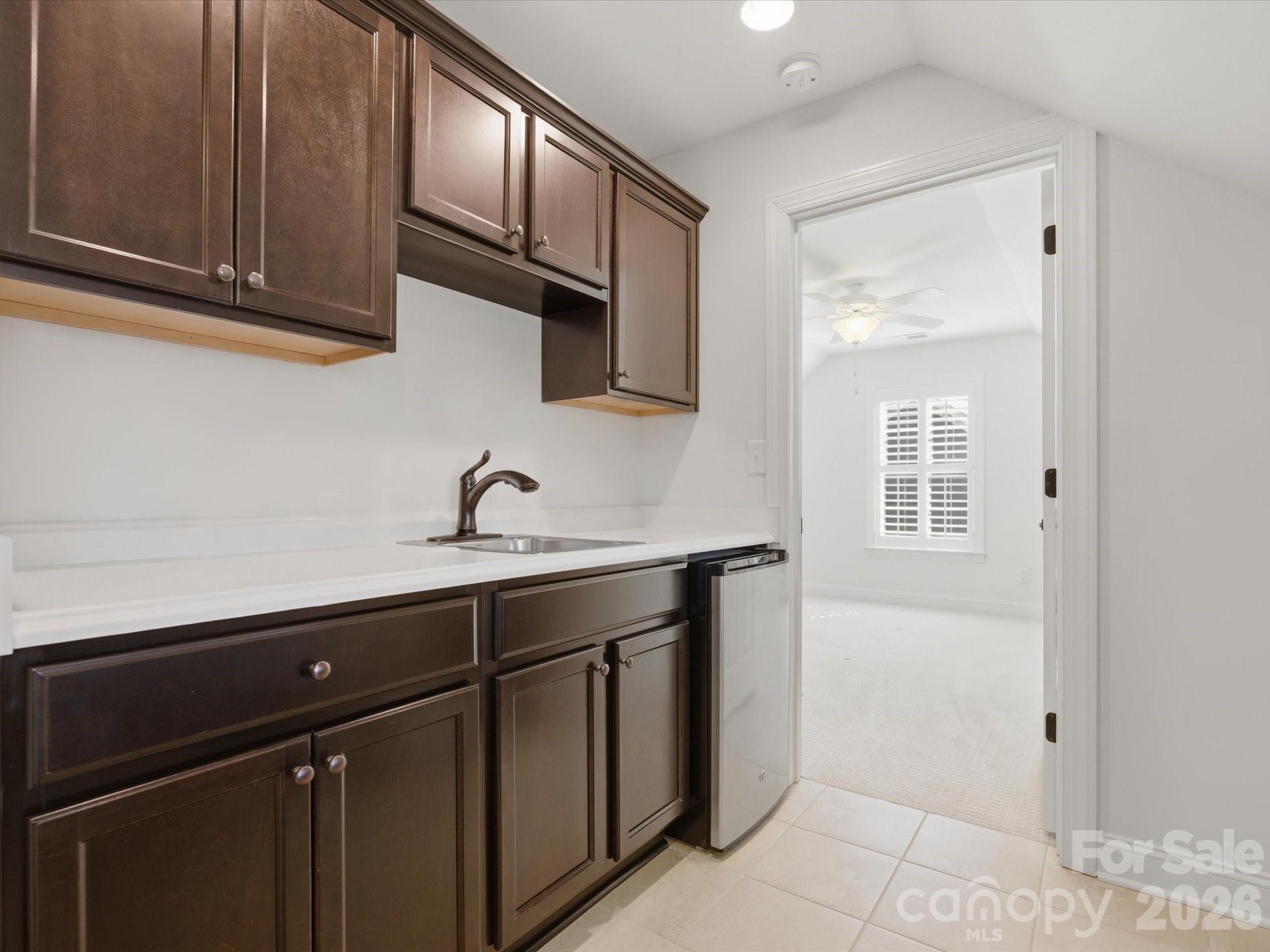 The Courtyards at Emerald Lake - Residential