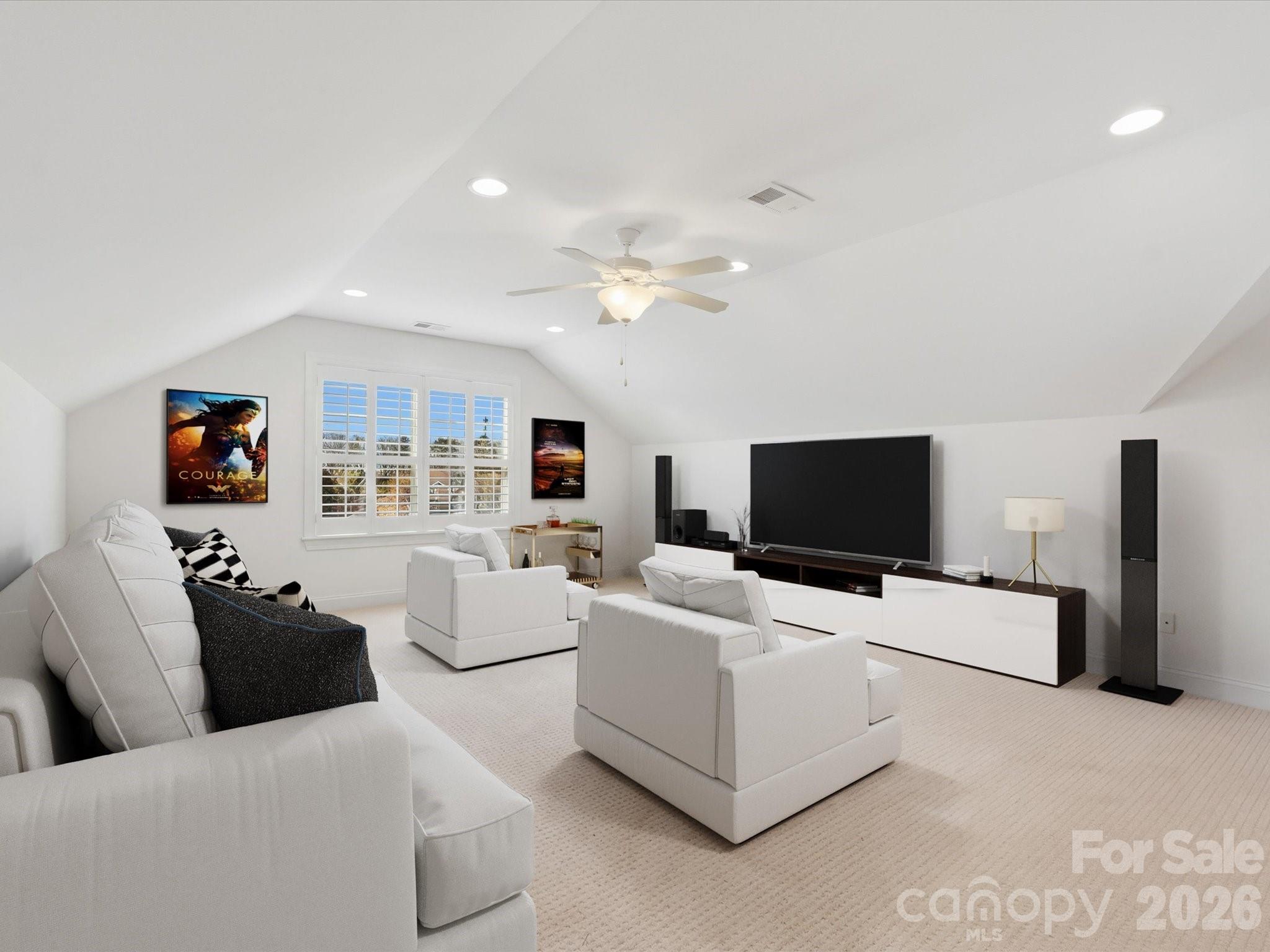 The Courtyards at Emerald Lake - Residential