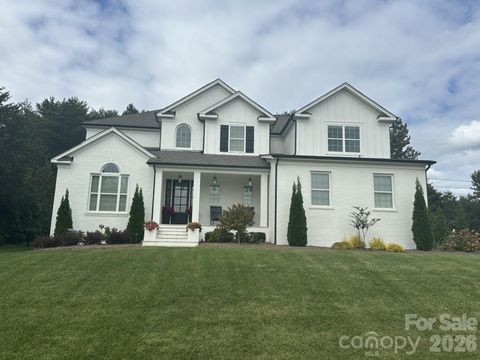 Photo of 205 Walking Horse Trail, Davidson, NC 28036 (MLS # 4347162)